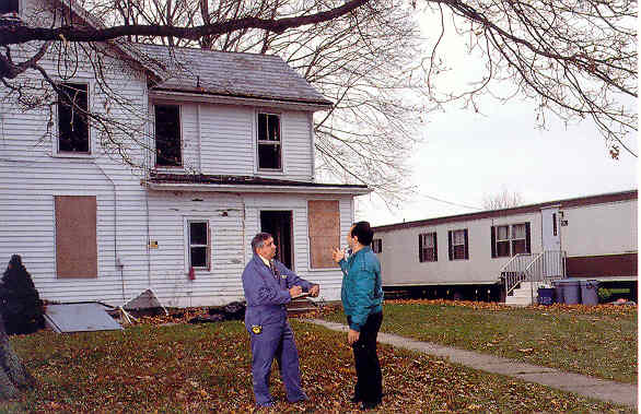 burned
house